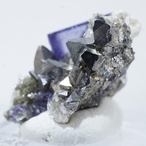 中国 ヤオガンシャン産 フローライト・硫砒鉄鉱・水晶