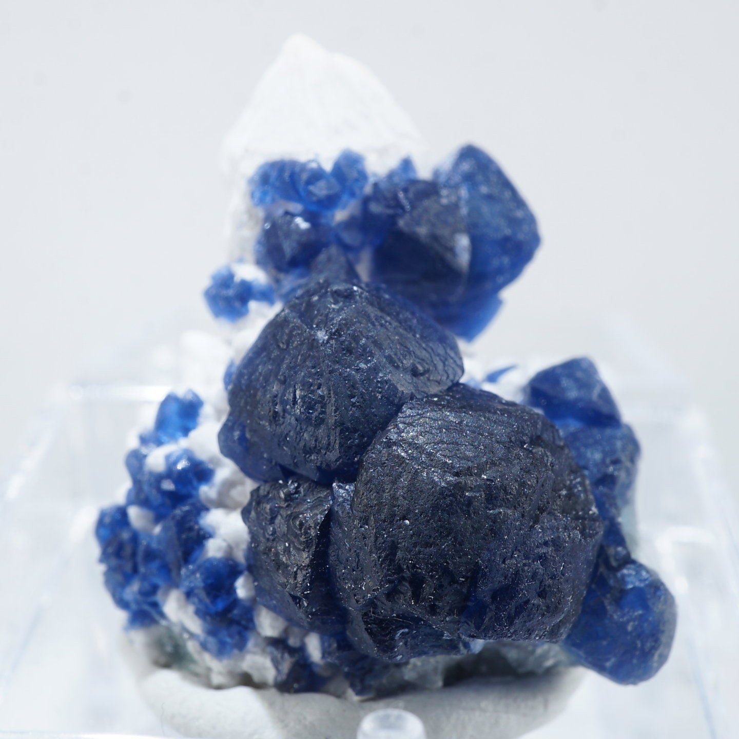 中国・内モンゴル産 フローライト・水晶 – 天然石ハッピーギフト