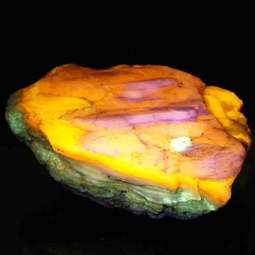■ 鉱物 蛋白石 標本 蛍光 オパール 約18.98g (北海道産) Y-6 ■