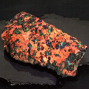 アメリカ産 珪亜鉛鉱(Willemite) 約249g