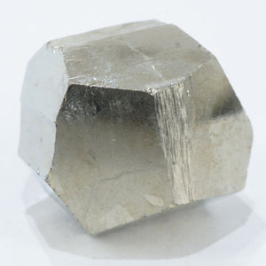 スペイン産 パイライト (黄鉄鉱）結晶 約25g