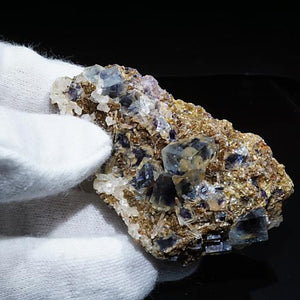 中国・内モンゴル産 フローライト 約63g – 天然石ハッピーギフト