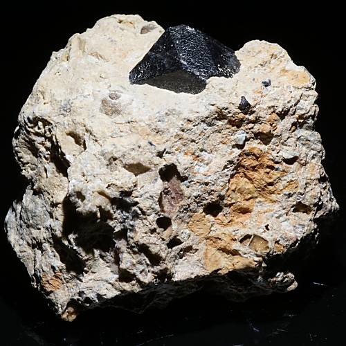 イタリア トスカーナ産 母岩付き黒水晶 約85ｇ