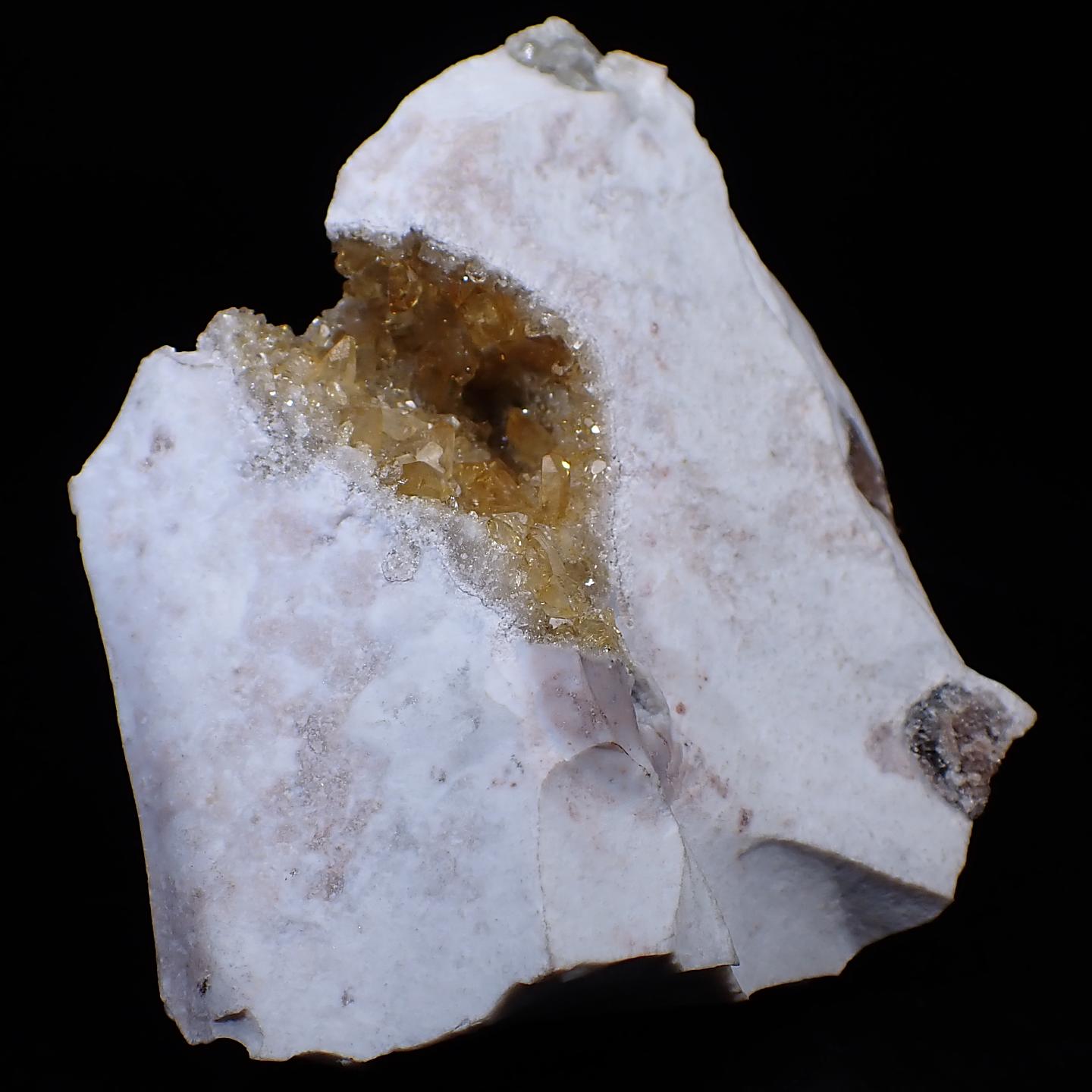 マダガスカル産 セレスタイト(天青石) 約154g|ハッピーギフト