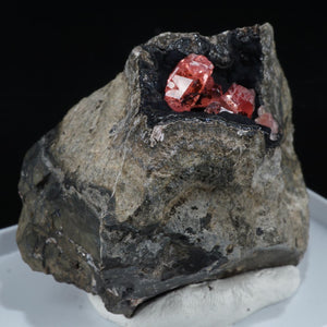 ペルー産 母岩付きロードクロサイト