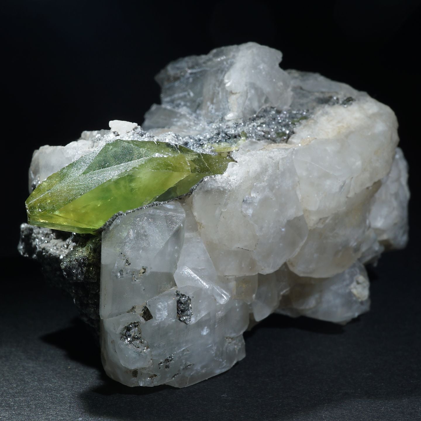 パキスタン産 スフェーン(チタン石)|ハッピーギフト – 天然石ハッピー