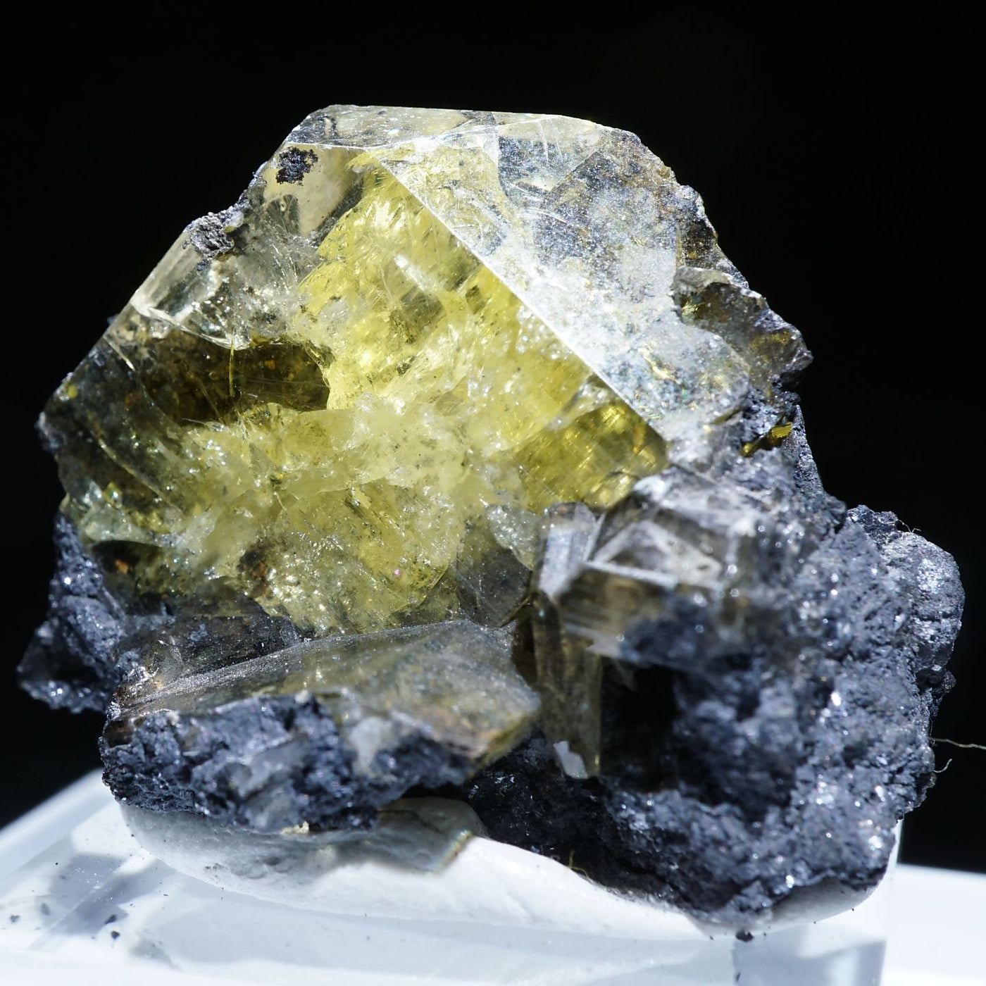 蛍光》モロッコ産 アングレサイト – 天然石ハッピーギフト