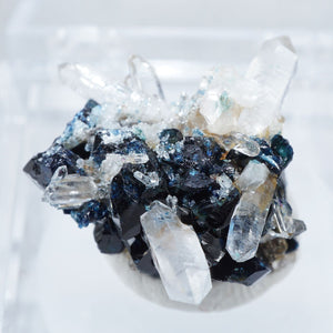 カナダ Yukon準州産 ラズライト(天藍石)・水晶