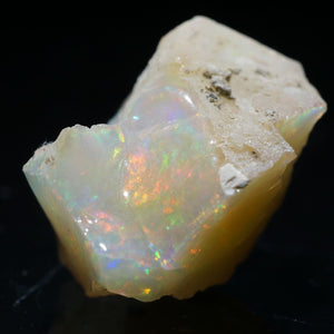 エチオピア産 オパール 約1.5g(約7.8ct)原石