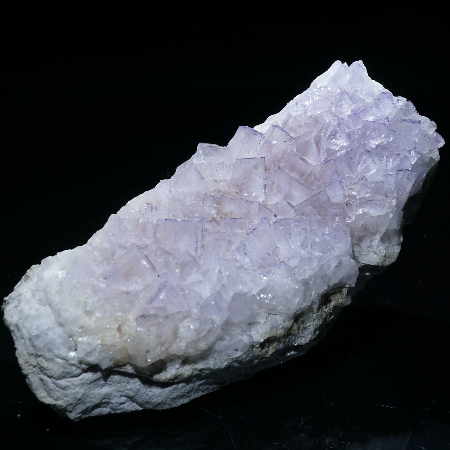 イタリア サルディーニャ産 フローライト – 天然石ハッピーギフト